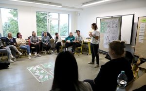 Mehr über den Artikel erfahren PROJEKTTAG „DEMOKRATIE UND MITBESTIMMUNG“