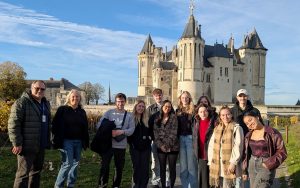 Mehr über den Artikel erfahren TOUT EST POSSIBLE: ZUM SCHÜLERAUSTAUSCH IN FRANKREICH